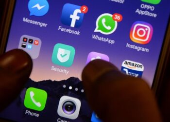 “فيسبوك” تصدر توضيحا يكشف سبب إنهيار نظامها العالمي للتواصل الاجتماعي