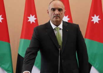 رئيس الوزراء الأردني يكشف المستور: اقتصاد المملكة يعاني ونحن بحاجة لمزيد من المساعدات الدولية وهناك أزمة بطالة ونمو