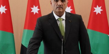 رئيس الوزراء الأردني يكشف المستور: اقتصاد المملكة يعاني ونحن بحاجة لمزيد من المساعدات الدولية وهناك أزمة بطالة ونمو