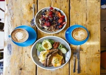 ماذا تأكل عندما تصاب بـ’كوفيد-19’؟