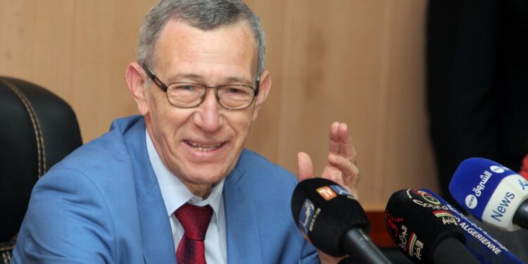 وزير الاتصال الجزائري يؤكد تعرض بلاده إلى حملة إعلامية شرسة محورها المغرب وإسرائيل والسيادة الوطنية لا تقبل المساومة