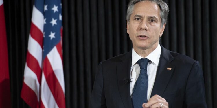 بلينكن يلتقي مسؤولين فرنسيين في باريس الأسبوع المقبل بعد أزمة الغواصات لزيادة تعزيز العلاقات الحيوية بين البلدين