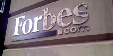 “فوربس” تكشف عن أصغر 15 مليارديرا في عام 2021