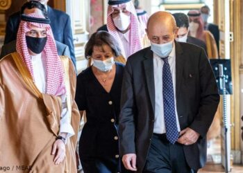 مباحثات سعودية فرنسية حول العلاقات الثنائية والقضايا الإقليمية والدولية