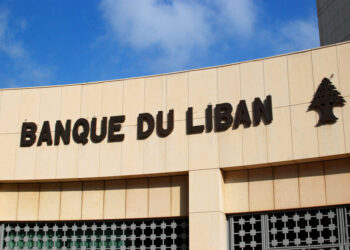 لبنان: شبكة الكهرباء عادت للعمل..  والمركزي وافق على توفير 100 مليون دولار لاستيراد وقود