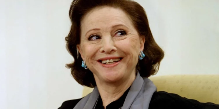 مفاجأة صادمة .. بيع شقة فاتن حمامة بالمزاد العلني !!!