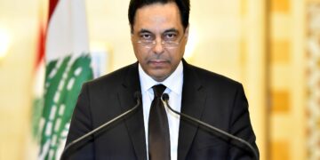 رئيس الوزراء اللبناني السابق حسان دياب يقول إنه تنازل عن أسهم في الشركة المذكورة ضمن ‘وثائق باندورا’