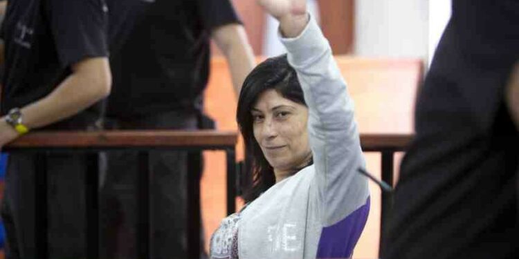 الإفراج عن الأسيرة القيادية بالجبهة الشعبية خالدة جرار بعد عامين من الإعتقال