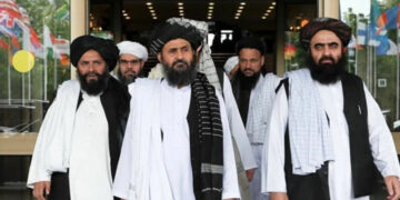 لقاء بين طالبان ومسؤولين أوروبيين وأميركيين في الدوحة هو الأول بين الأطراف الثلاثة.. ومسؤول قطري: الاعتراف بحكومة طالبان في أفغانستان ليس أولوية.. وأمريكا تطالب باحترام حقوق الإنسان&nbsp;