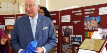 المدير العام لمؤسسة الأمير تشارلز يستقيل لإتهامه بدعم حصول رجل أعمال سعودي على وسام