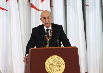 تبون: نأسف لاتفاق المغرب مع إسرائيل وتهديد الجزائر من الرباط خزي وعار لم يحدث منذ 1948 والقمة العربية ستكون جامعة وشاملة ولن تكرس التفرقة ونرحب بحضور سورية