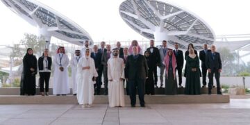 محمد بن راشد يوجّه بتحويل «جائزة الصحافة العربية» إلى «جائزة الإعلام العربي»