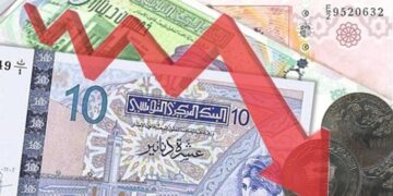 الدينار التونسي يهبط لأدنى مستوى في أكثر من عامين