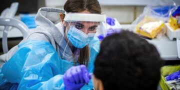 مختلفة تماما عن دلتا.. هذه ببساطة أعراض أوميكرون