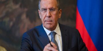 روسيا تطرد إثنين من الدبلوماسيين الألمان ردا على إجراء مماثل من برلين في خطوة ستؤدي لتوتر العلاقات بين البلدين من جديد