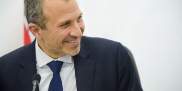 التيار الوطني الحر يشير إلى إحتمال إنهاء تحالفه مع حزب الله ردا على إجراءات إتخذها ضده الحزب وحركة أمل