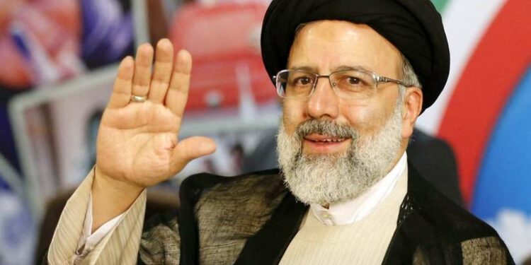 الرئيس الإيراني سيلّبي دعوة بوتين لزيارة روسيا في زيارة ستكون الأولى من نوعها لرئيس للجمهورية الإسلامية منذ 2017