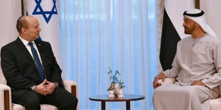 لأول مرة في التاريخ زيارة لرئيس الوزراء الإسرائيلي لأبوظبي .. إجتماع مع ولي عهد أبوظبي وإستمرار المحادثات لأكثر من أربع ساعات.. وإتفاق على إنشاء صندوق مشترك للبحث والتطوير