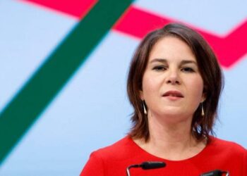 في أول تصريح لها.. وزيرة الخارجية الألمانية : روسيا قد تدفع ثمنا باهظا في حال أي إنتهاك جديد لسيادة الدولة الأوكرانية