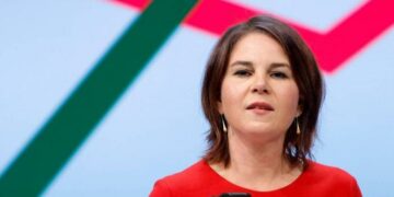 في أول تصريح لها.. وزيرة الخارجية الألمانية : روسيا قد تدفع ثمنا باهظا في حال أي إنتهاك جديد لسيادة الدولة الأوكرانية