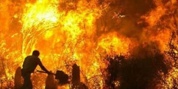 سوريا تُخمد حريق مرفأ اللاذقية بعد العدوان الإسرائيلي دون الإعلان عن ضحايا والحكومة تتهم الإحتلال بتنفيذ الهجوم