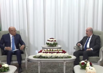 خلال لقائه نظيره الموريتاني.. رئيس الجزائر: نأمل في عقد قمة “جامعة” موحدة للصف العربي والزيارة كانت سانحة لتبادل وجهات النظر حول القضايا الإقليمية والدولية