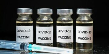 فيروس كورونا: الغارديان تتحدث عن لقاحات جديدة تحفز الخلايا التائية في نخاع العظم وأخرى تُعطى عن طريق الفم