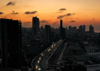 لبنان دون كهرباء!