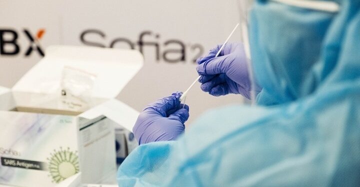 الجزائر تدعم تونس بمليون جرعة لقاح مضاد لفيروس كورونا￼￼