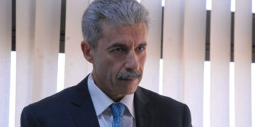 وزير الاقتصاد التونسي: نتجه لمراجعة قانون الصرف الأجنبي