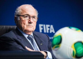 بلاتر يرفض خطط (فيفا) بإقامة كأس العالم كل عامين