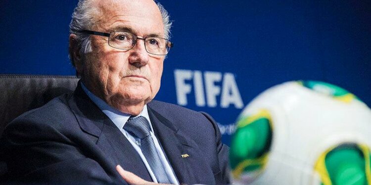 بلاتر يرفض خطط (فيفا) بإقامة كأس العالم كل عامين