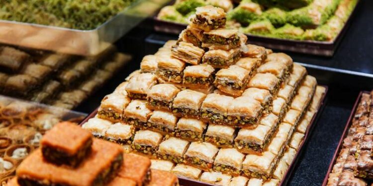 ماذا يحدث في الجسم عند التخلي عن الحلويات لشهر كامل