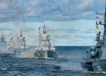 أوكرانيا.. تحرّكٌ مُفاجئ لسُفن إنزال حربية روسية ببحر الشمال وتقارير تتحدّث عن إقتراب الحرب.. ولندن تُحذّر من كارثةٍ عالمية !!!