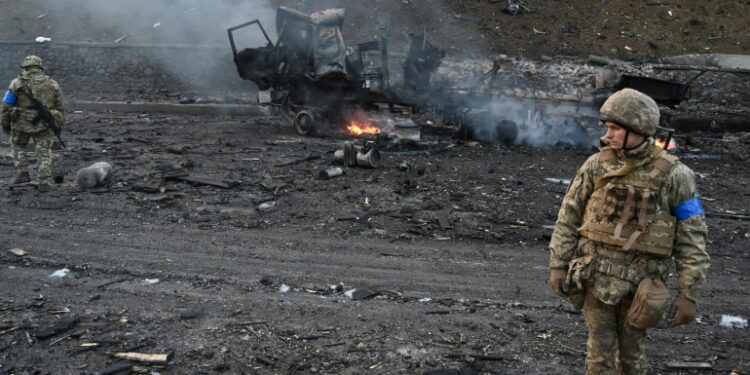 زيلينسكي: إجتماع أوكراني روسي “دون شروط مسبقة” على حدود بيلاروسيا.. والرئيس البيلاروسي سيضمن بقاء العناصر الجوية والصواريخ الروسية المتمركزة في بيلاروسيا في مكانها