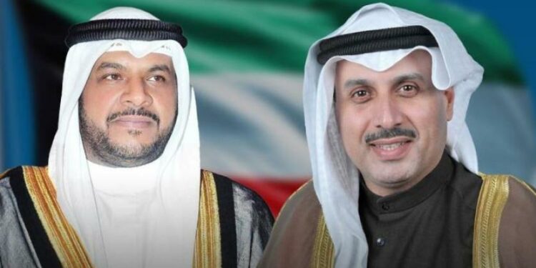 أمير الكويت يقبل إستقالة وزيري الدفاع والداخلية