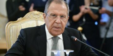 واشنطن تلقت رد روسيا على مقترحاتها .. لافروف: سنواصل المحادثات مع الغرب.. وبيلاروس مستعدة لاستقبال “أسلحة نووية” في حال وجود تهديد غربي