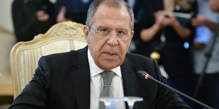 واشنطن تلقت رد روسيا على مقترحاتها .. لافروف: سنواصل المحادثات مع الغرب.. وبيلاروس مستعدة لاستقبال “أسلحة نووية” في حال وجود تهديد غربي