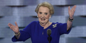 وفاة مادلين أولبرايت وزيرة الخارجية الأميركية السابقة