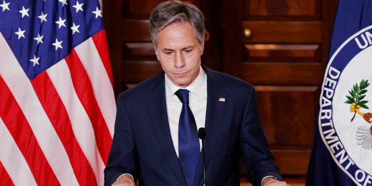 عقب مناشدة زيلينسكي الكونغرس الأميركي.. بلينكن: واشنطن تسعى لإتفاق مع بولندا لتزويد أوكرانيا بمقاتلات مع إستمرار العملية العسكرية الروسية