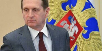 أمريكا تعتزم فرض عقوبات على عدد من رجال النخبة الروس.. رئيس الاستخبارات الخارجية الروسية يتهم الغرب بالسعي لـ”تدمير” بلده￼￼