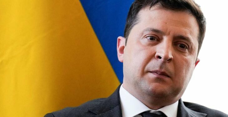 صحيفة بريطانية: قوات خاصة من بريطانيا وأمريكا تستعد لإخراج زيلينسكي من أوكرانيا￼￼