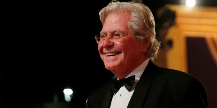 حسين فهمي رئيسا للدورة الـ 44 لمهرجان القاهرة السينمائي الدولي