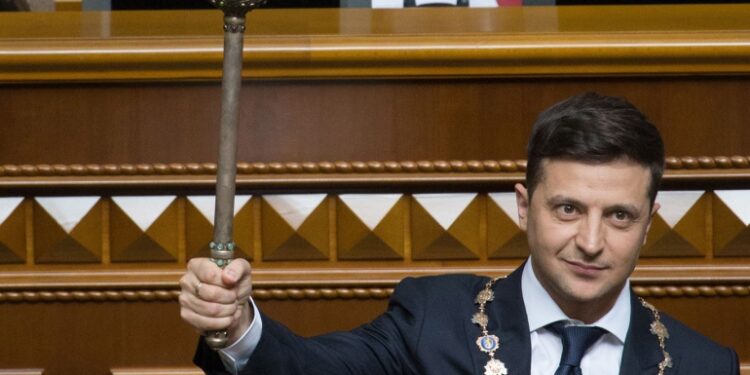 الرئيس الأوكراني يستخدم يهوديته أداة إضافية لحشد الدعم 