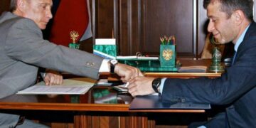 أبراموفيتش مع أردوغان بتركيا .. ما دور ملياردير روسيا في المفاوضات الأوكرانية -الروسية ؟