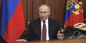 بوتين: كل شيء يمضي كما هو مخطط له في أوكرانيا ولا نخطط لفرض الأحكام العرفية .. والعقوبات المفروضة علينا أشبه بإعلان حرب على روسيا