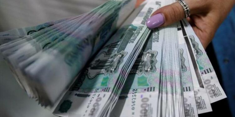 موسكو تضع قائمة بدول “معادية” ستُسدد لها الشركات والأفراد الروس مستحقاتها بالروبل￼￼