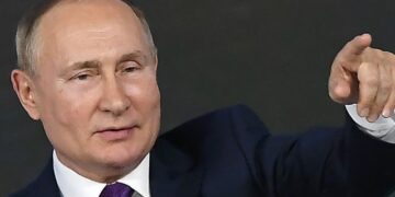 بوتين: العملية العسكرية في أوكرانيا “تسير بحسب الخطة” الموضوعة لها ولن أتخلى عن القناعة بأن الروس والأوكرانيين شعب واحد