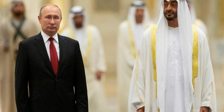 بوتين وولي عهد أبو ظبي يؤكدان مواصلة التنسيق للحفاظ على إستقرار سوق الطاقة العالمية .. ومحمد بن زايد  يؤيد “الحل السلمي” للأزمة الروسية الأوكرانية