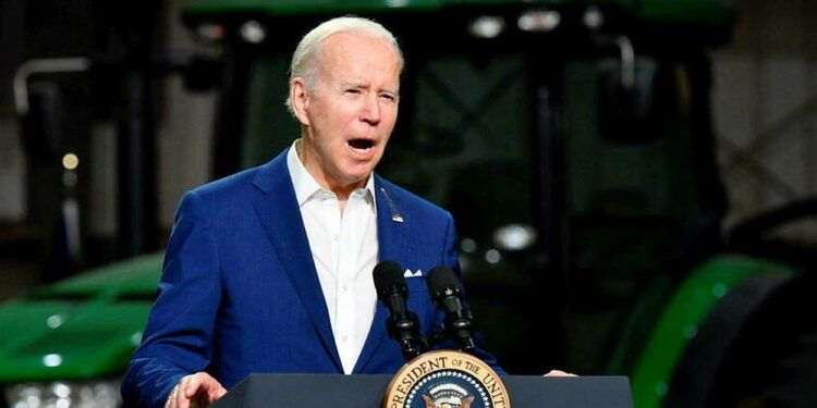 بوتين: روسيا ستُحقق الأهداف “النبيلة” لعمليتها العسكرية في أوكرانيا وسنتصدى لمحاولات عزل موسكو ومينسك